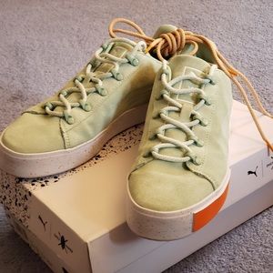 PUMA x DP court shoes